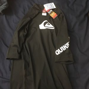 quiksilver rash guard