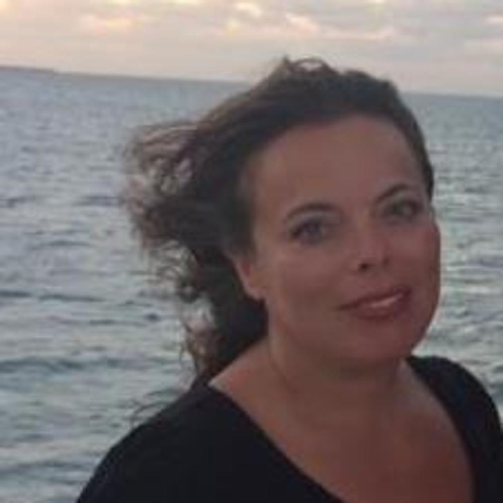 Meet your Posher, Aldina