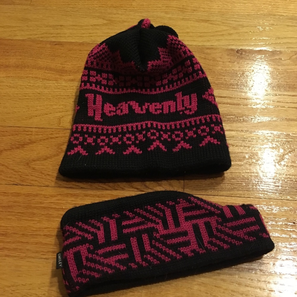 Matching hat and ear band set