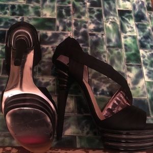 Baskettes H By Halston Emma - Pointure 9 US Femme - Noir Cuir - Fermeture Éclair - Neuves Sans Boîte