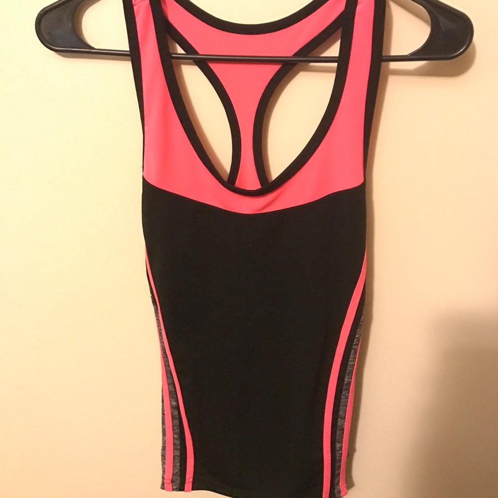 Workout tank