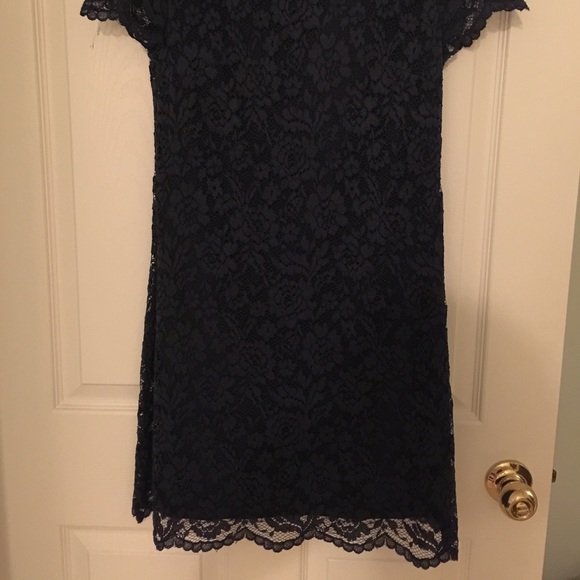 Cynthia Steffe Navy Shift Dress with Lace Overaly - Picture 2 of 4