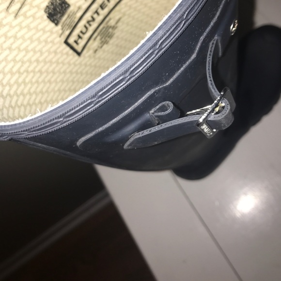 tall navy hunter rain boots - Picture 3 of 3