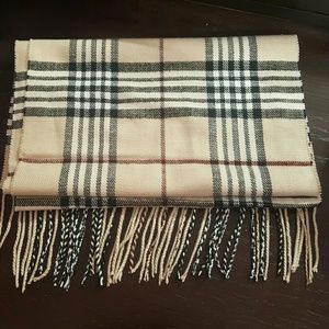 Plaid scarf