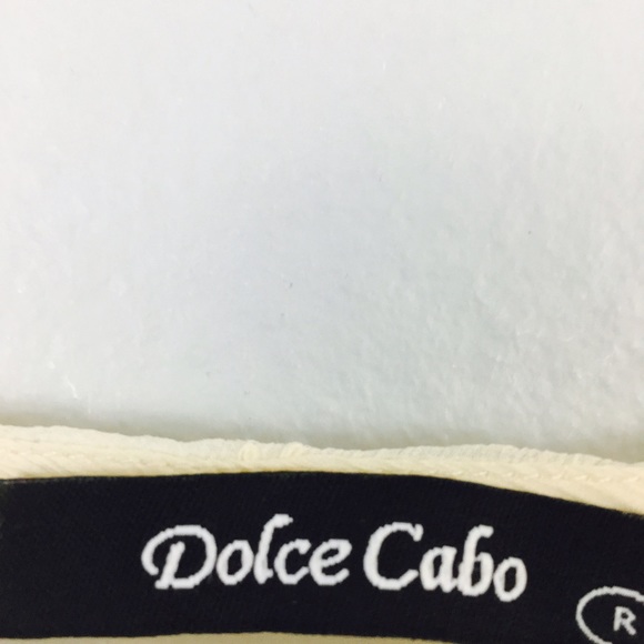 Dolce Cabo Ivory Web Sleeve Lace Blouse! - Picture 5 of 6