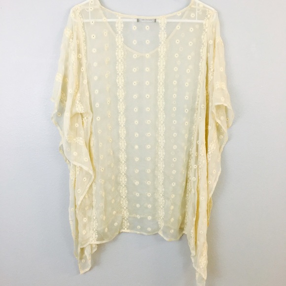 Dolce Cabo Ivory Web Sleeve Lace Blouse! - Picture 6 of 6