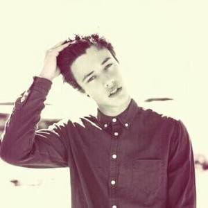 Meet your Posher, April