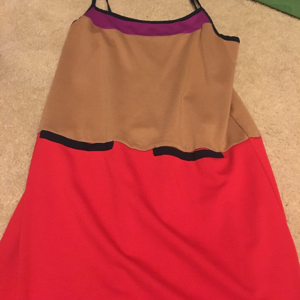 Cute dress sleeveless