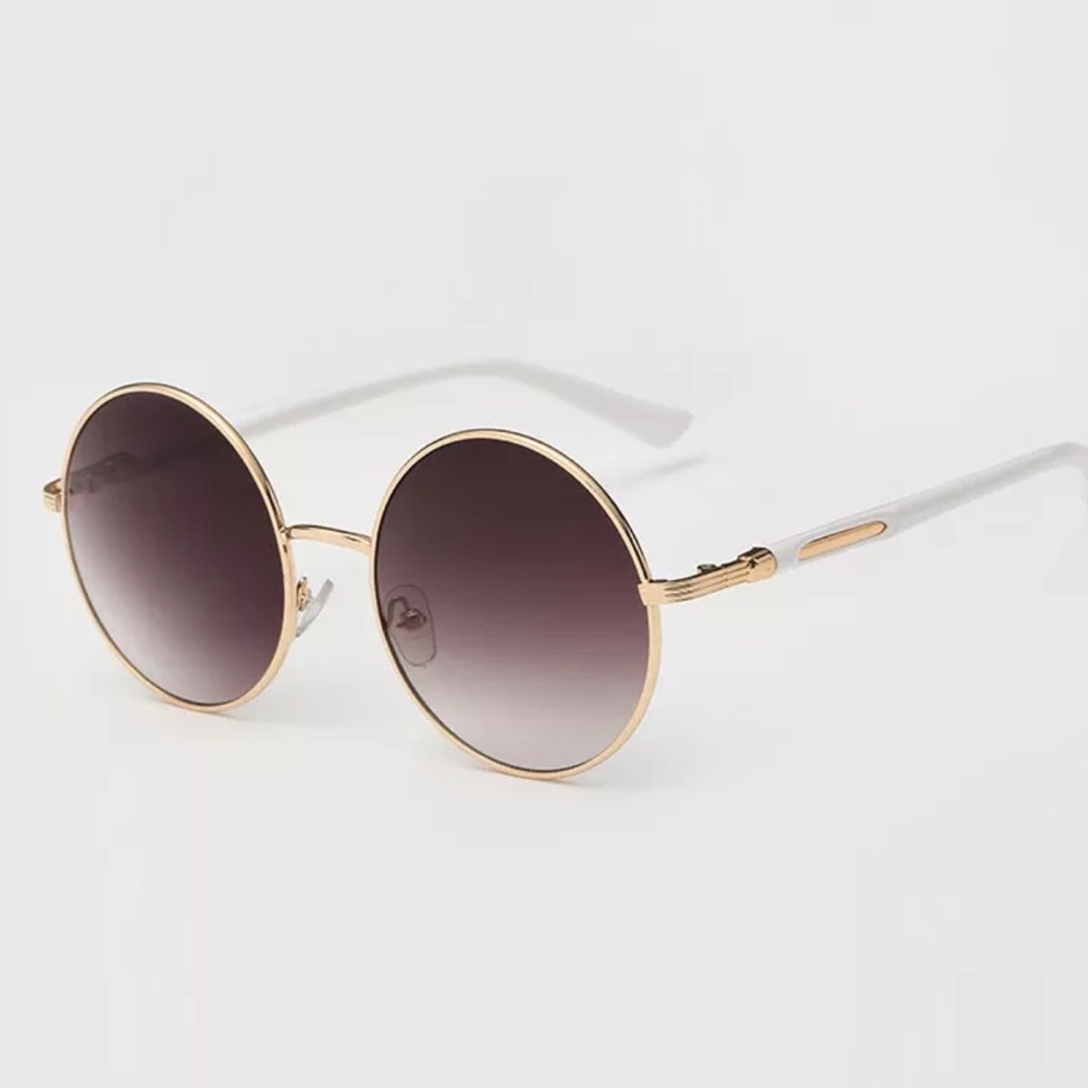 “Jackie, Ohh” Sunnies Classic & Elegant