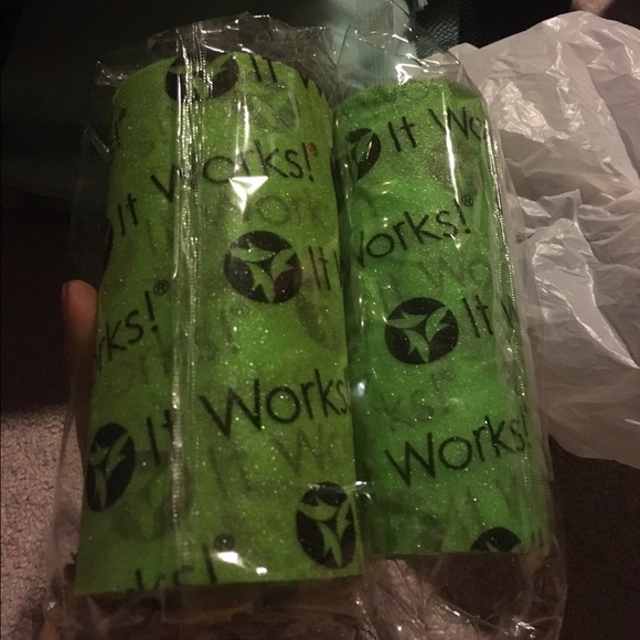 ItWorks Products - Picture 3 of 5