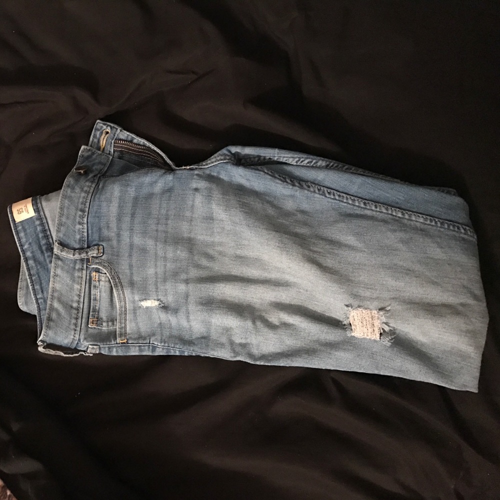 Destroyed Hollister super Skinny jeans