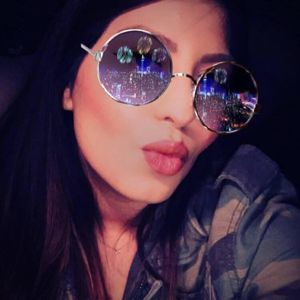 Meet your Posher, Sharon