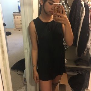 oversized muscle tank 🌹🔥