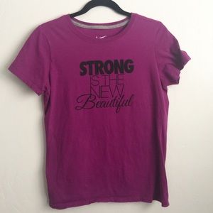 Nike Fitted Tee✨✔️