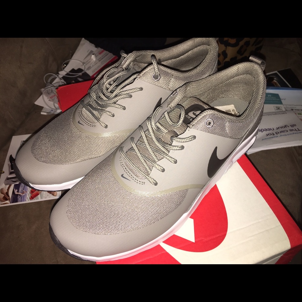 RARE Nike Thea  iron/dark storm BINB