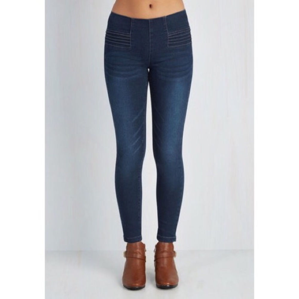ModCloth Elastic Waist Skinny Jeans