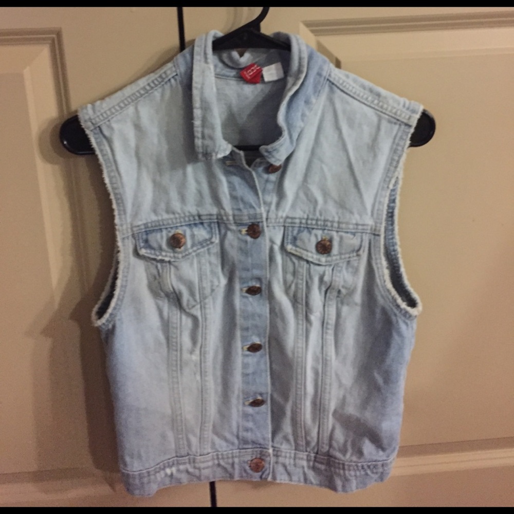 Divided Denim Vest
