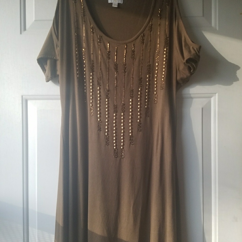 Charming Charlie - Cold Shoulder Style Dress - L