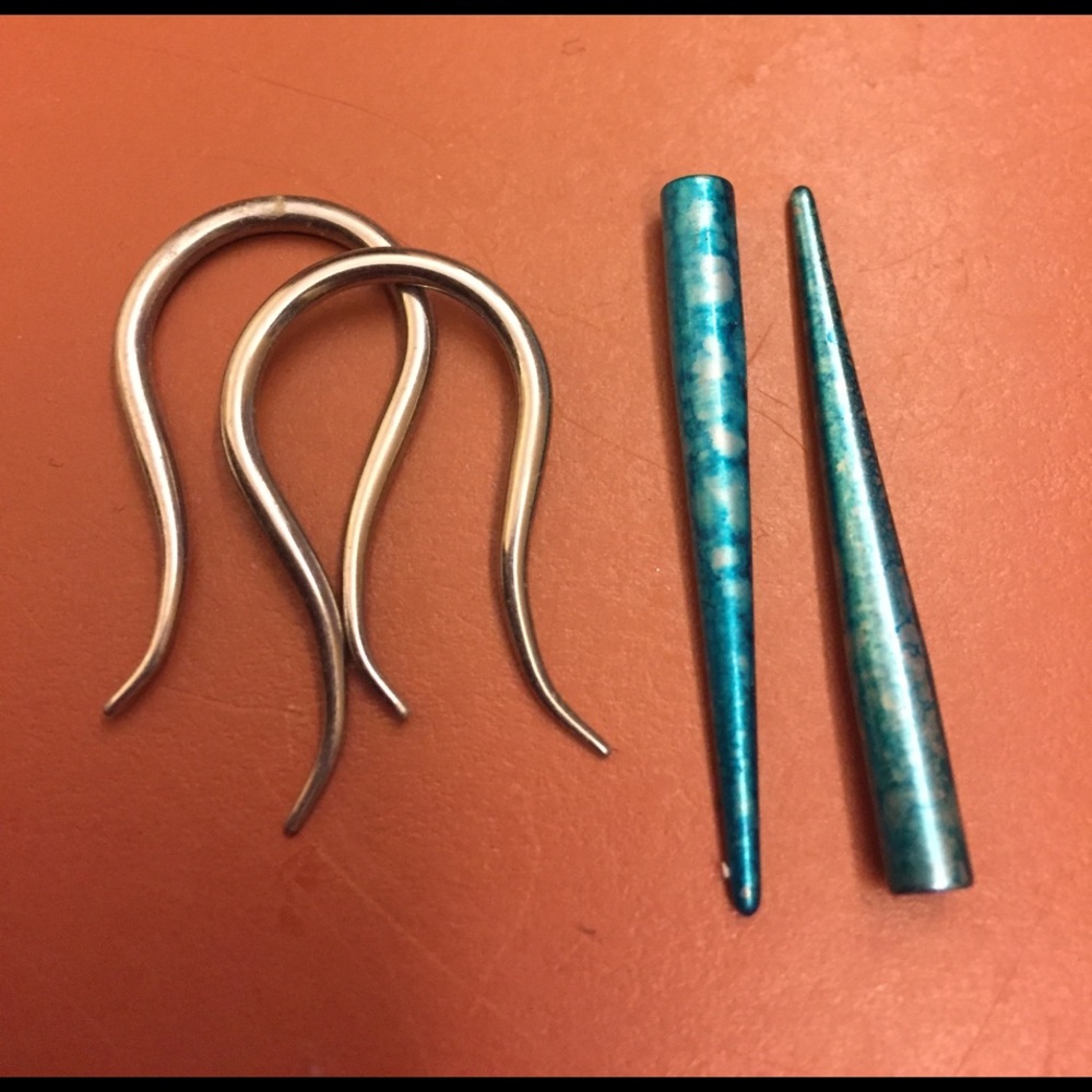 Ear Stretching Plugs Bundle
