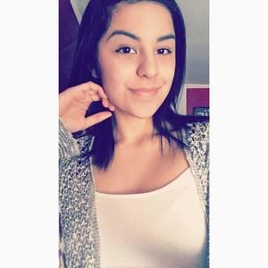 Meet your Posher, Julia lilly