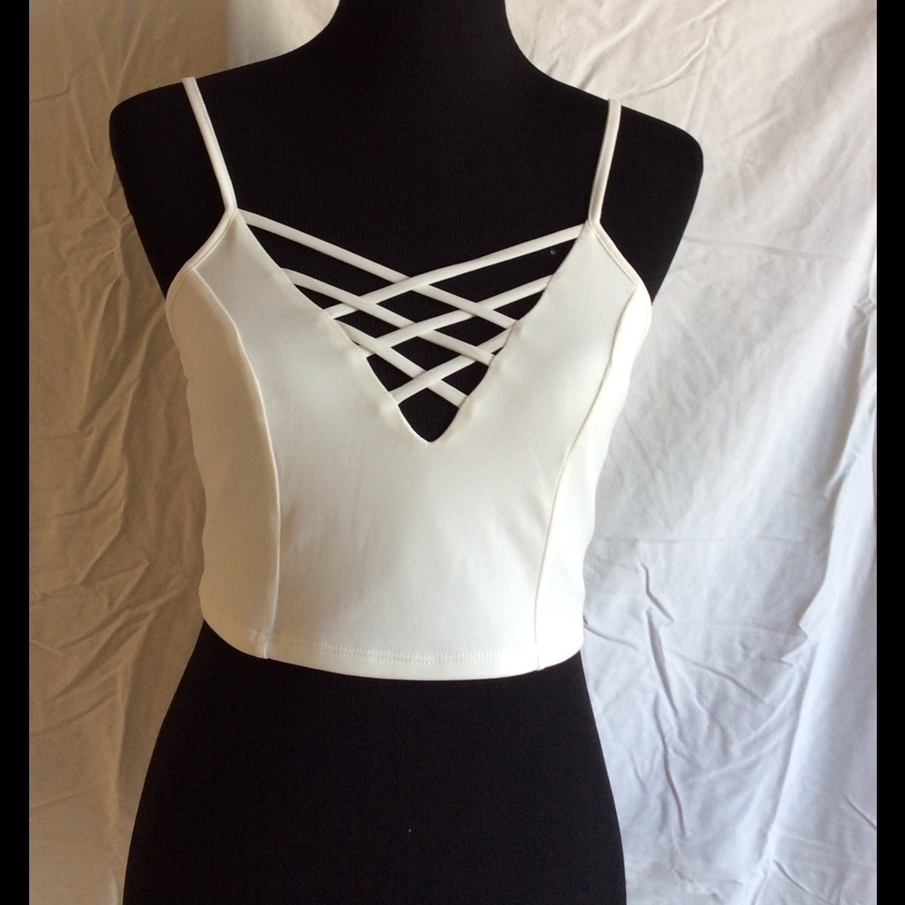 Wet Seal Crop Tp Criss Cross V Spaghetti Strap