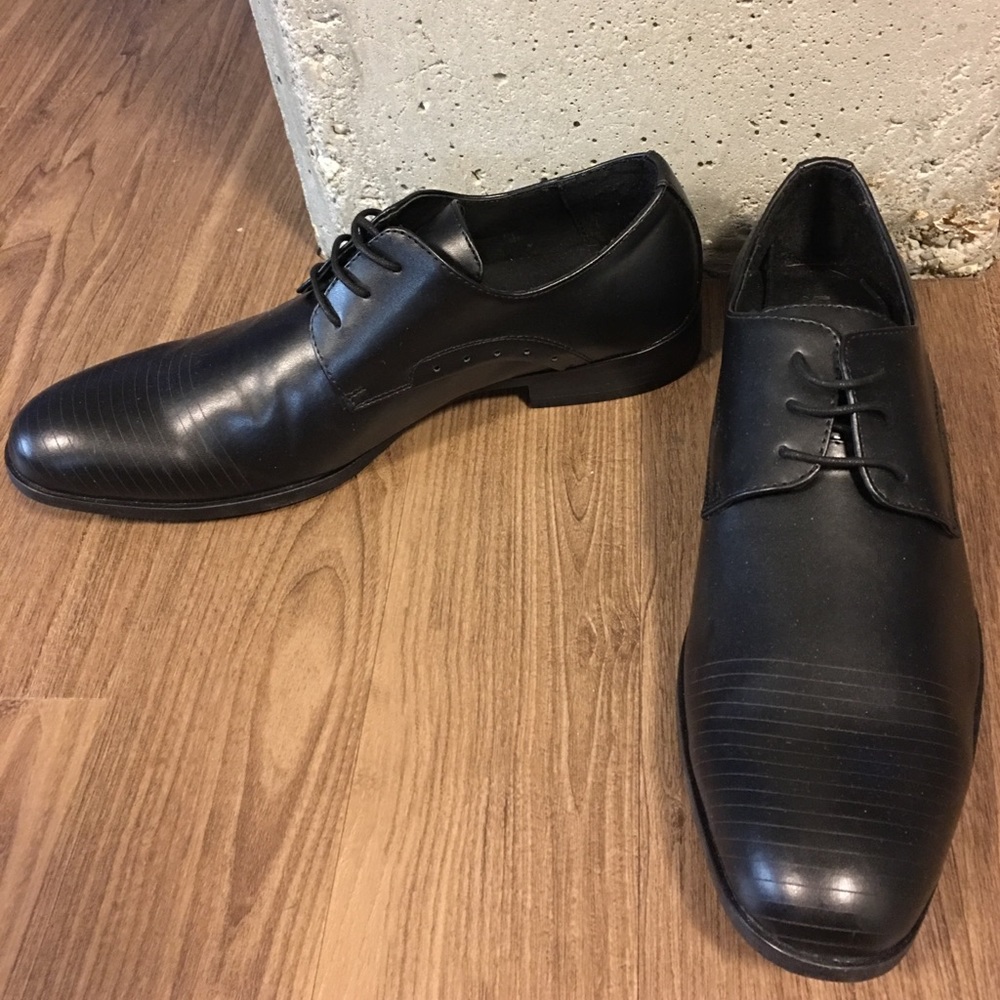 Kenneth Cole Leather Dress Shoes