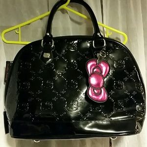 Blk hello kitty lounge fly bowler purse