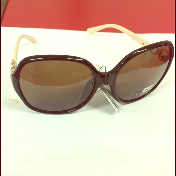 Sunglass - Picture 2 of 2