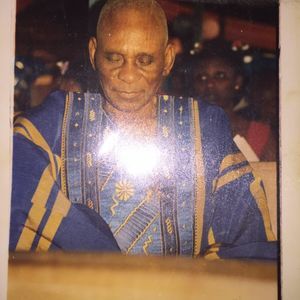 Meet your Posher, Demi