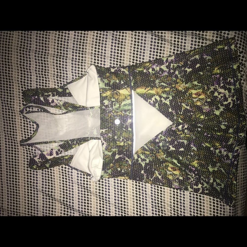 Lululemon top