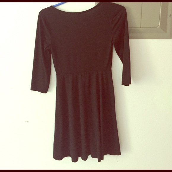 Dress - Picture 3 of 3