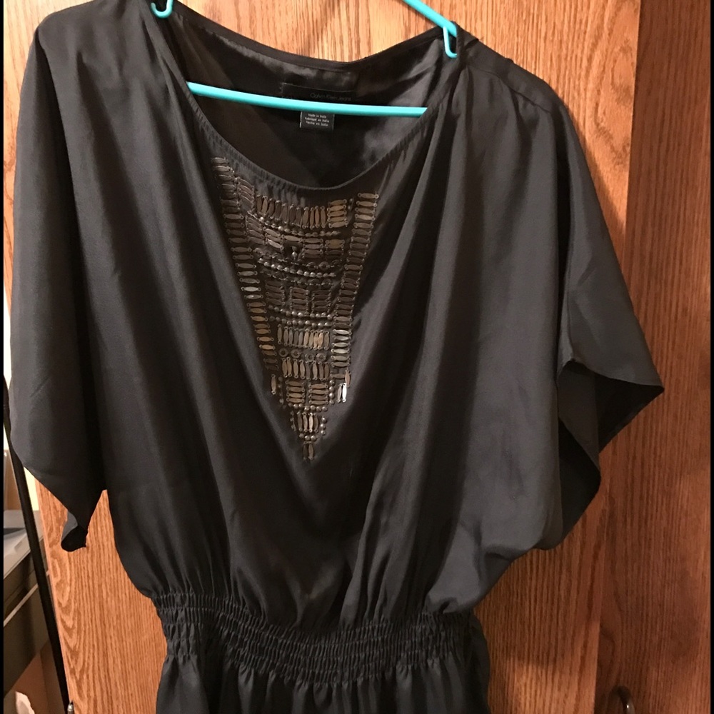 Black short sleeve blouse