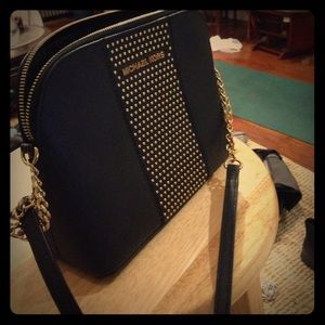 Michael Kors Signature Cross Body Purse Bag