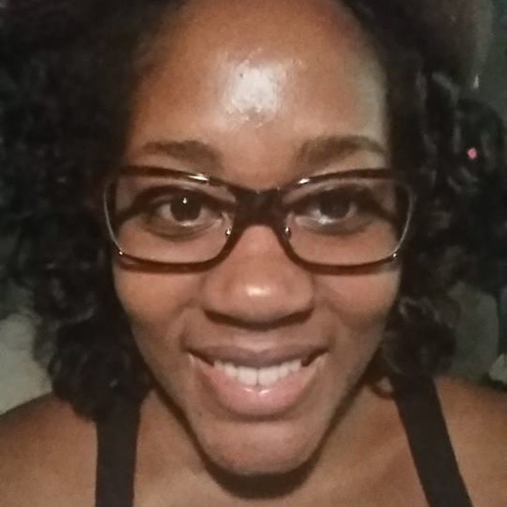 Meet your Posher, Camille