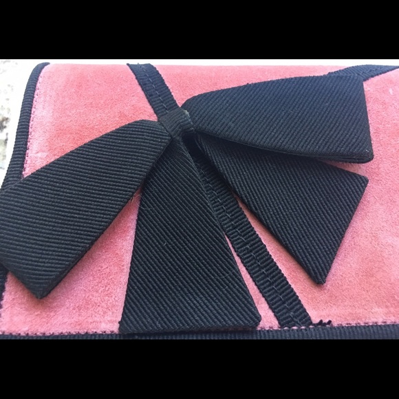 CHRISTIAN LOUBOUTIN La Valliere Asymmetric Clutch - Picture 4 of 8