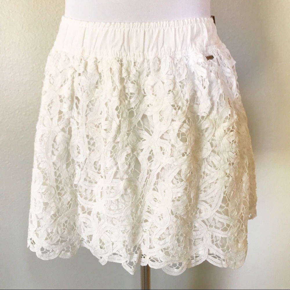 NWT White Hollister Lace Mini Skirt in XS/S