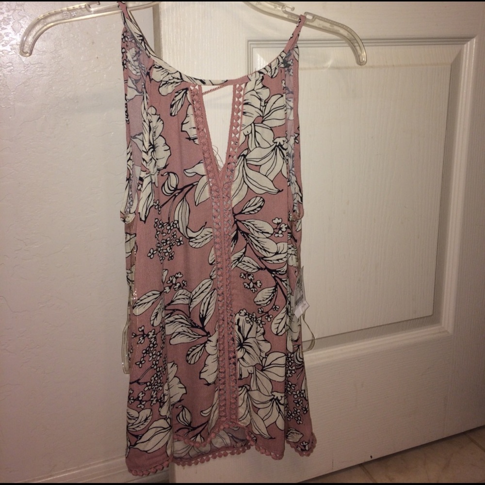Shirt - Picture 1 of 2