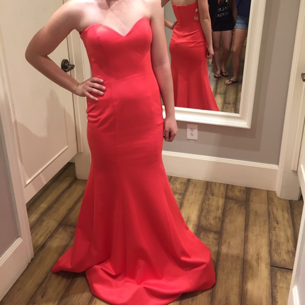 Gorgeous Mermaid Style Prom Dress. Worn Once
