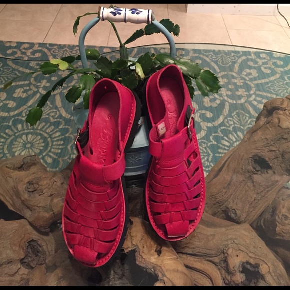 RED HOT Sandal Made in Mexico 🇲🇽 Size 8 - Picture 5 of 6