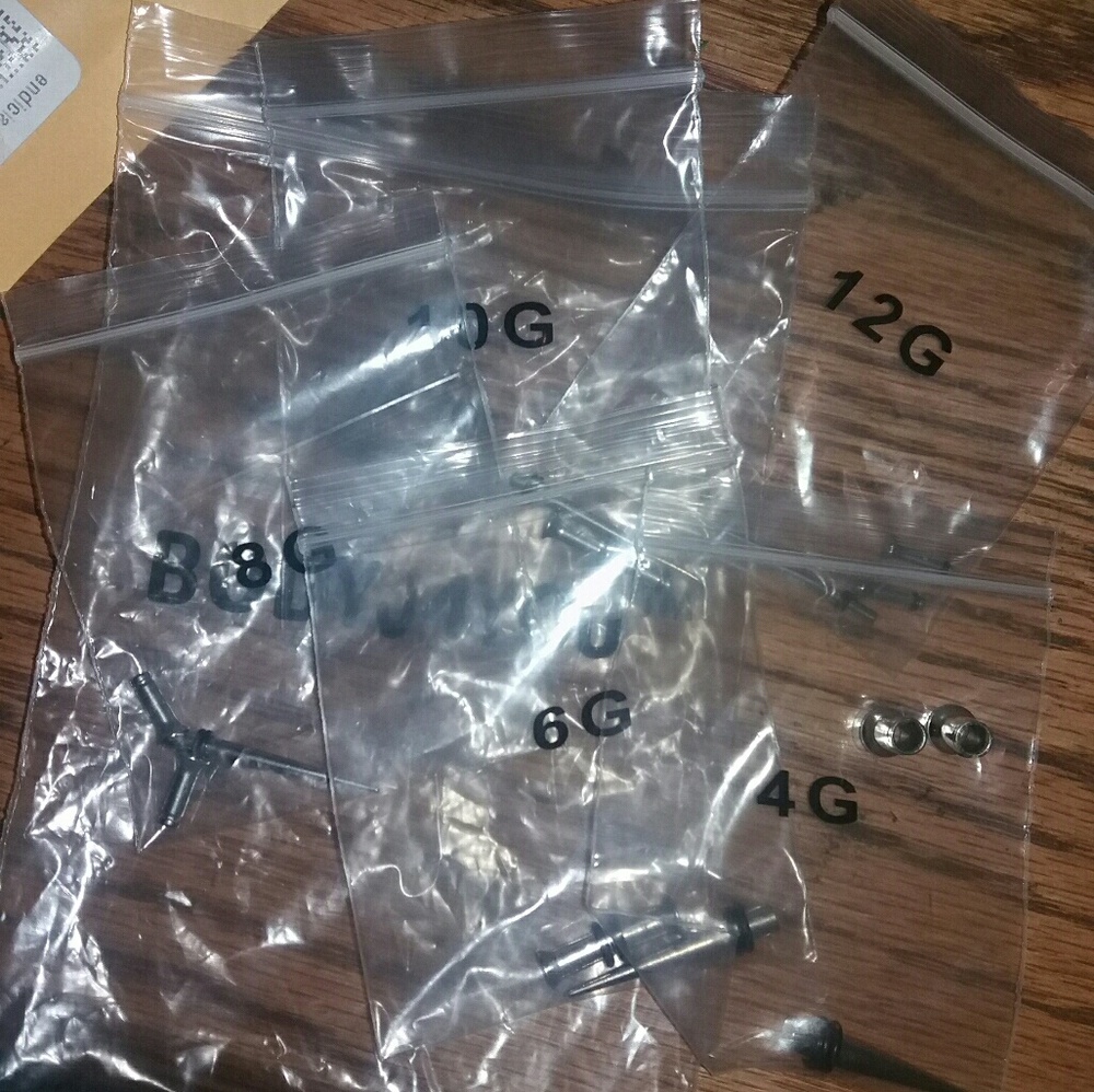 Ear Gauge Stretching Kit