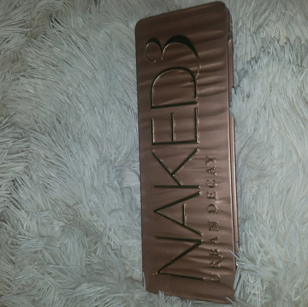 Authentic NAKED 3 palette