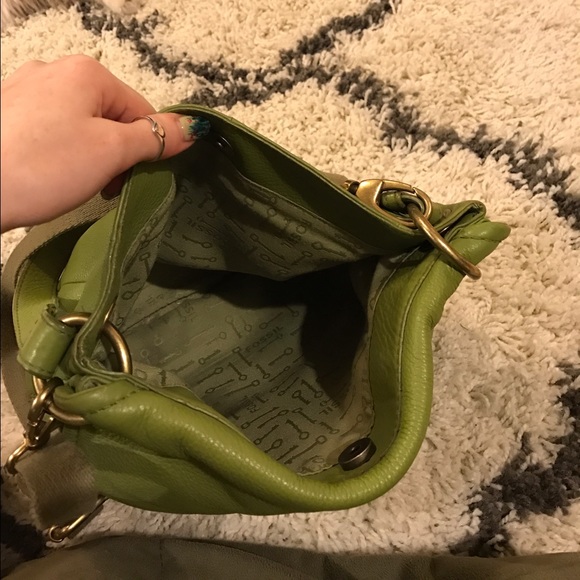 Green Fossil crossbody purse - Picture 5 of 7