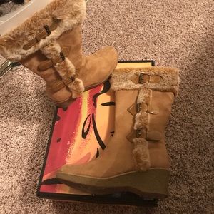 Lower East Side tan boots