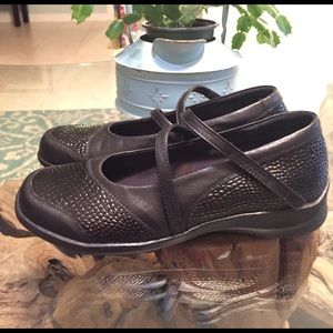 Aetrex Comfortable Flat Size 8.0