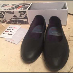 NWT SWIMS men's overshoe (rain shoe cover)