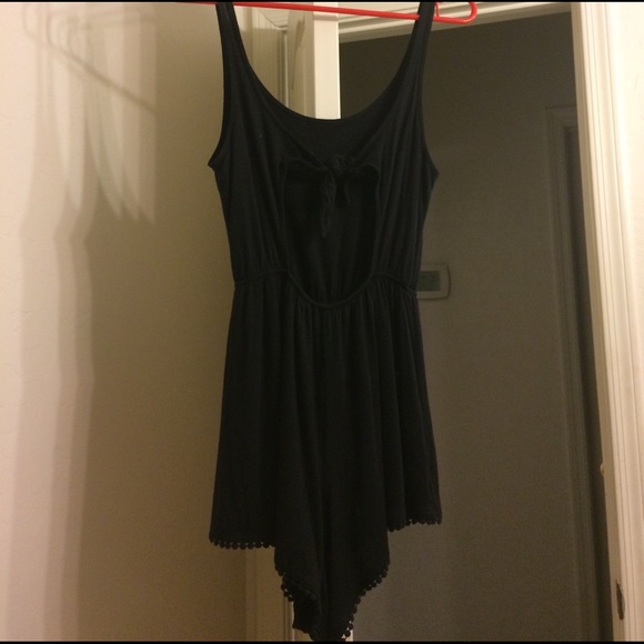 Black romper - Picture 2 of 2