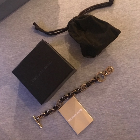 Michael Kors Bracelet - Picture 3 of 3