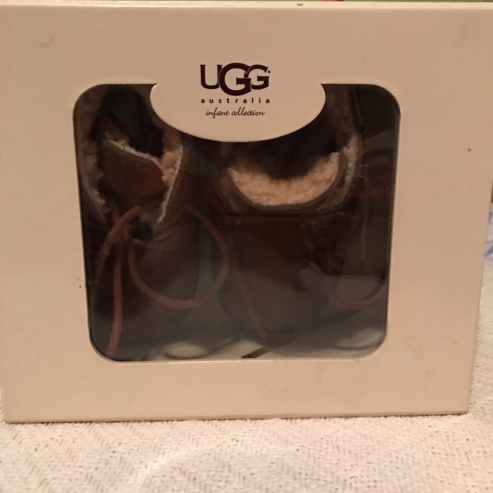 UGG infant boots. Size M (Unisex)