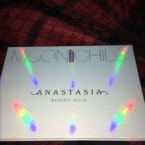 ANASTASIA MOON CHILD GLOW KIT