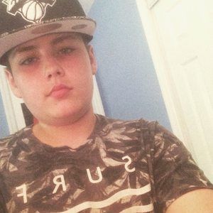 Meet your Posher, Devin